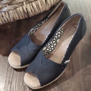 Toms Wedges